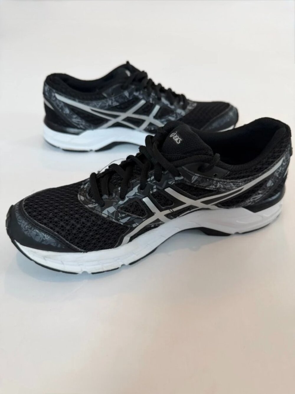 Mesh Gel-Excite 4 Black & White Shoes by Asics